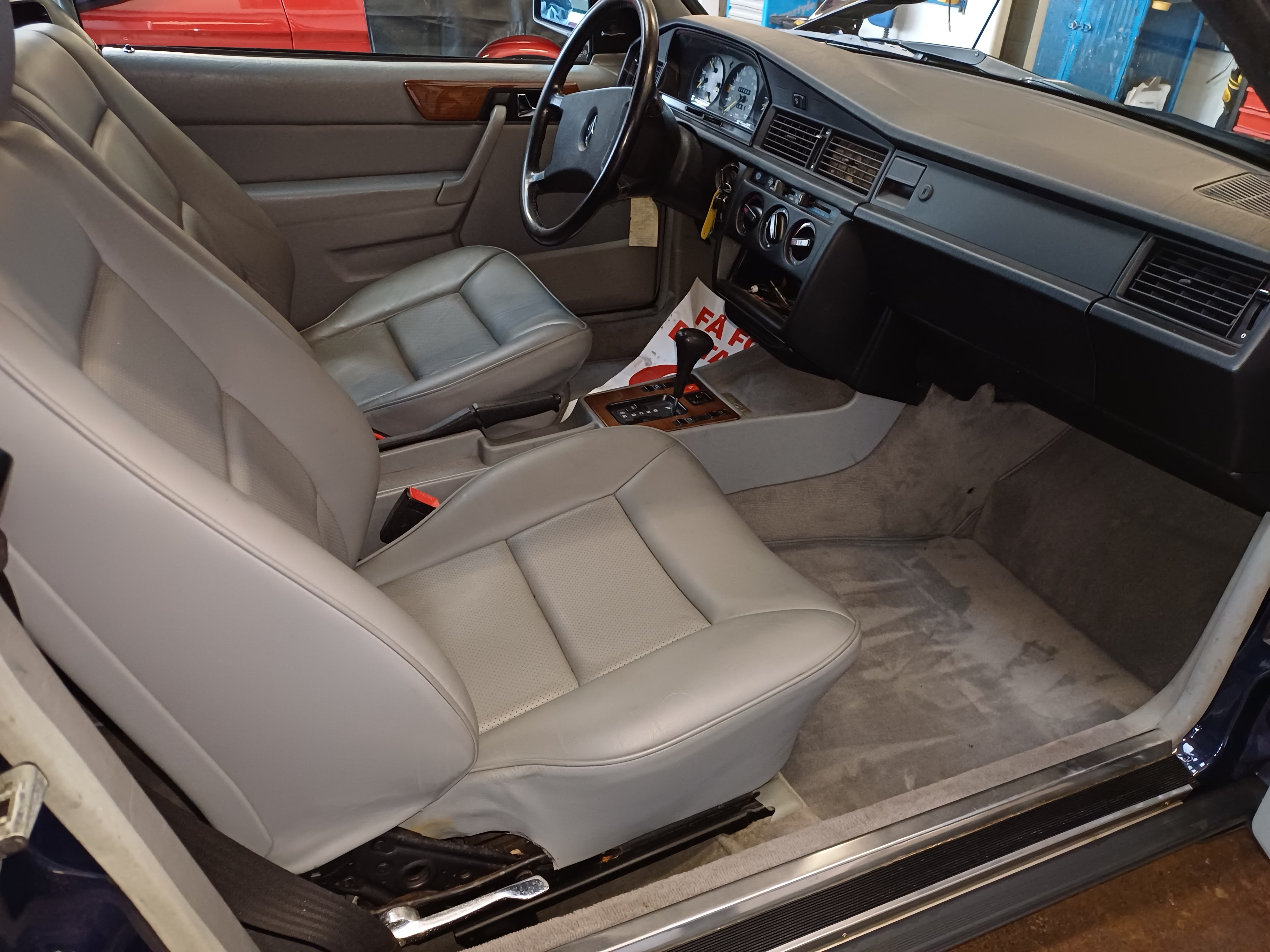 1987 Mercedes 190 e 2.3  w201 oldtimer te koop