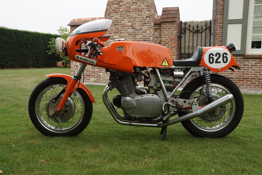 1976 Laverda 750 SFC Replica oldtimer motorfiets te koop