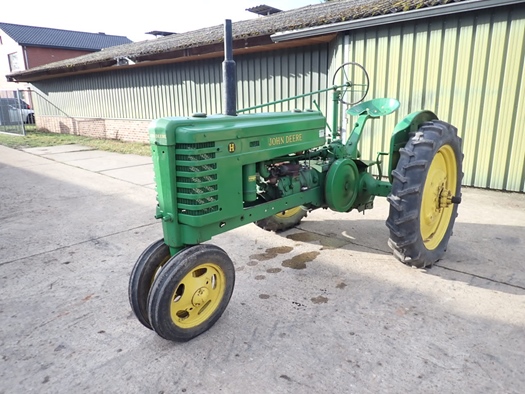1941 John Deere H  hand start. oldtimer tractor te koop