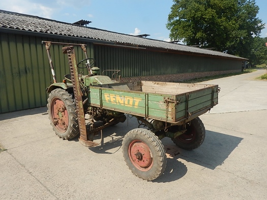 1961 Fendt F220GT with sickle-bar mower oldtimer te koop