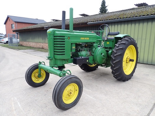 1952 John Deere G Styled wide front oldtimer tractor te koop
