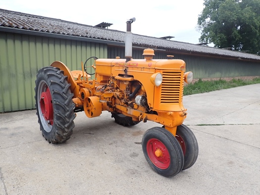 1951 Minneapolis-Moline UTU oldtimer tractor te koop