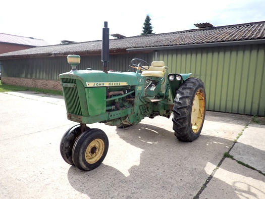1961 John Deere 2010 Narrow front Syncro oldtimer tractor te koop