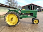 1950 John Deere B Styled, electric start, split pedestal oldtimer tractor te koop