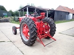 1960 International Farmall B450 Diesel oldtimer tractor te koop