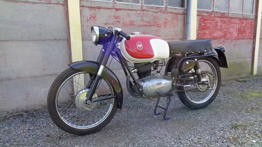 1957 Gilera 150 Super Sport oldtimer motorfiets te koop