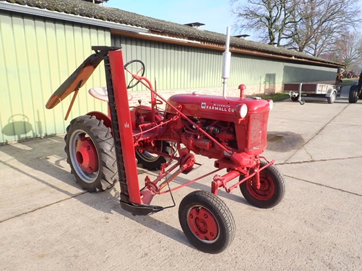 1954 International Farmall Cub US Model oldtimer tractor te koop
