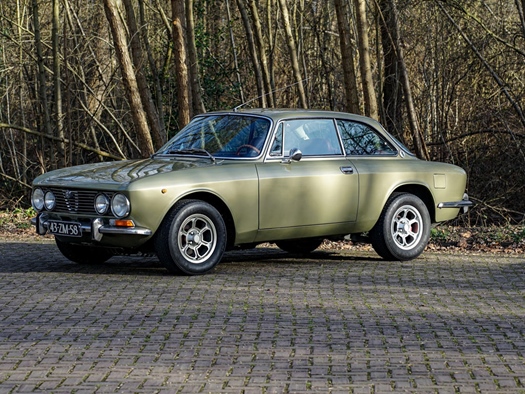 1975 Alfa Romeo 2000 GTV oldtimer te koop