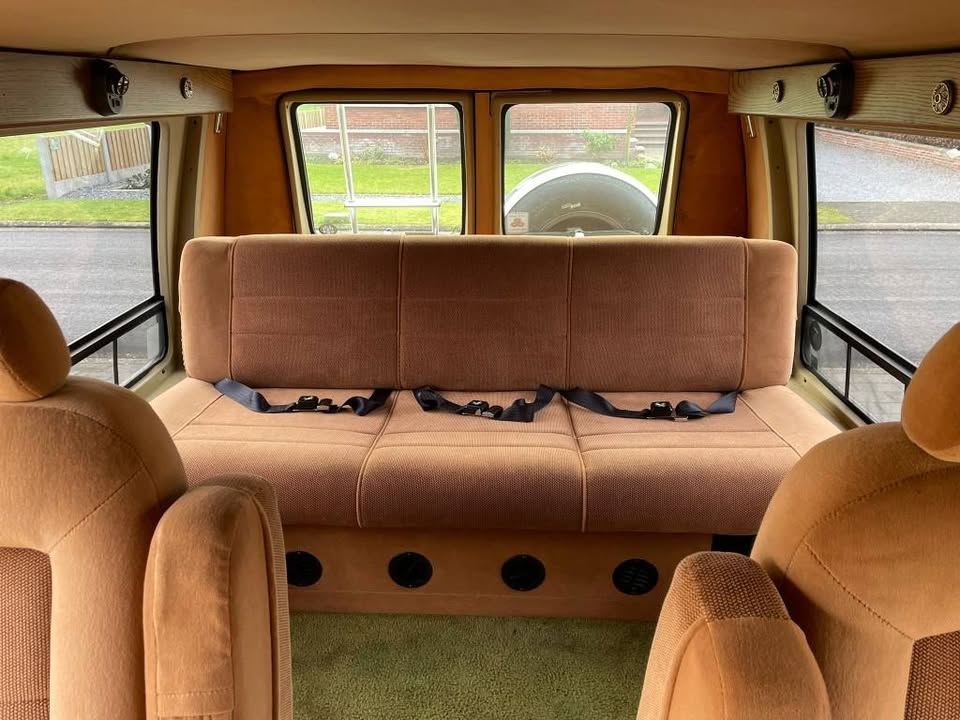 1985 Dodge Ram Van Lowtop B250 oldtimer te koop