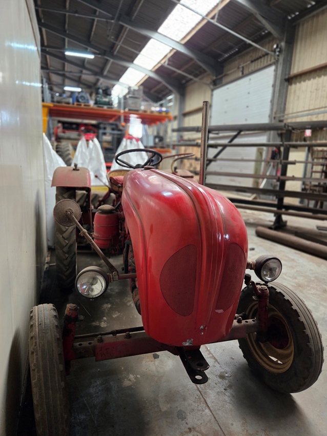 Porsche standaard 217 oldtimer tractor te koop