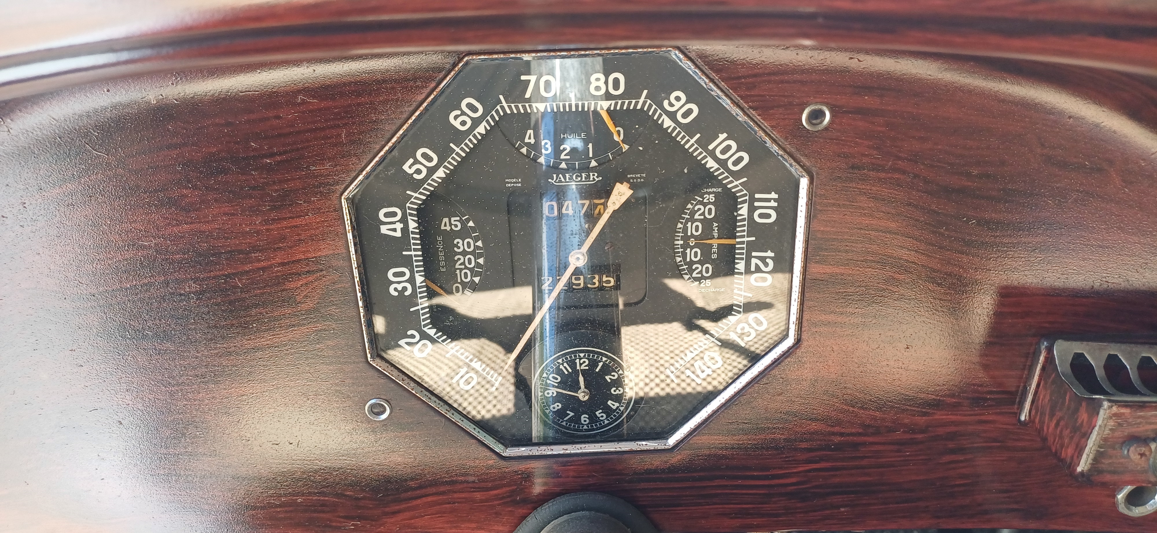 1939 Renault Primaquatre  oldtimer te koop