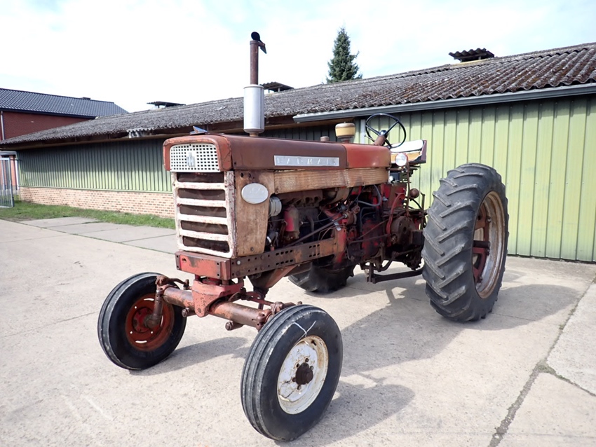 1960 International Farmall 560 Diesel oldtimer tractor te koop