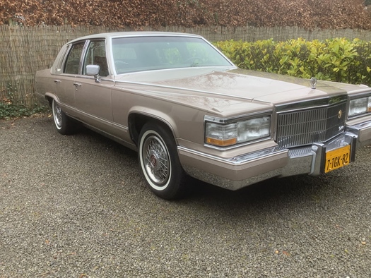 1992 Cadillac Brougham oldtimer te koop