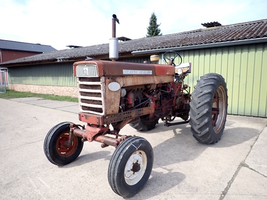 1960 International Farmall 560 Diesel oldtimer tractor te koop