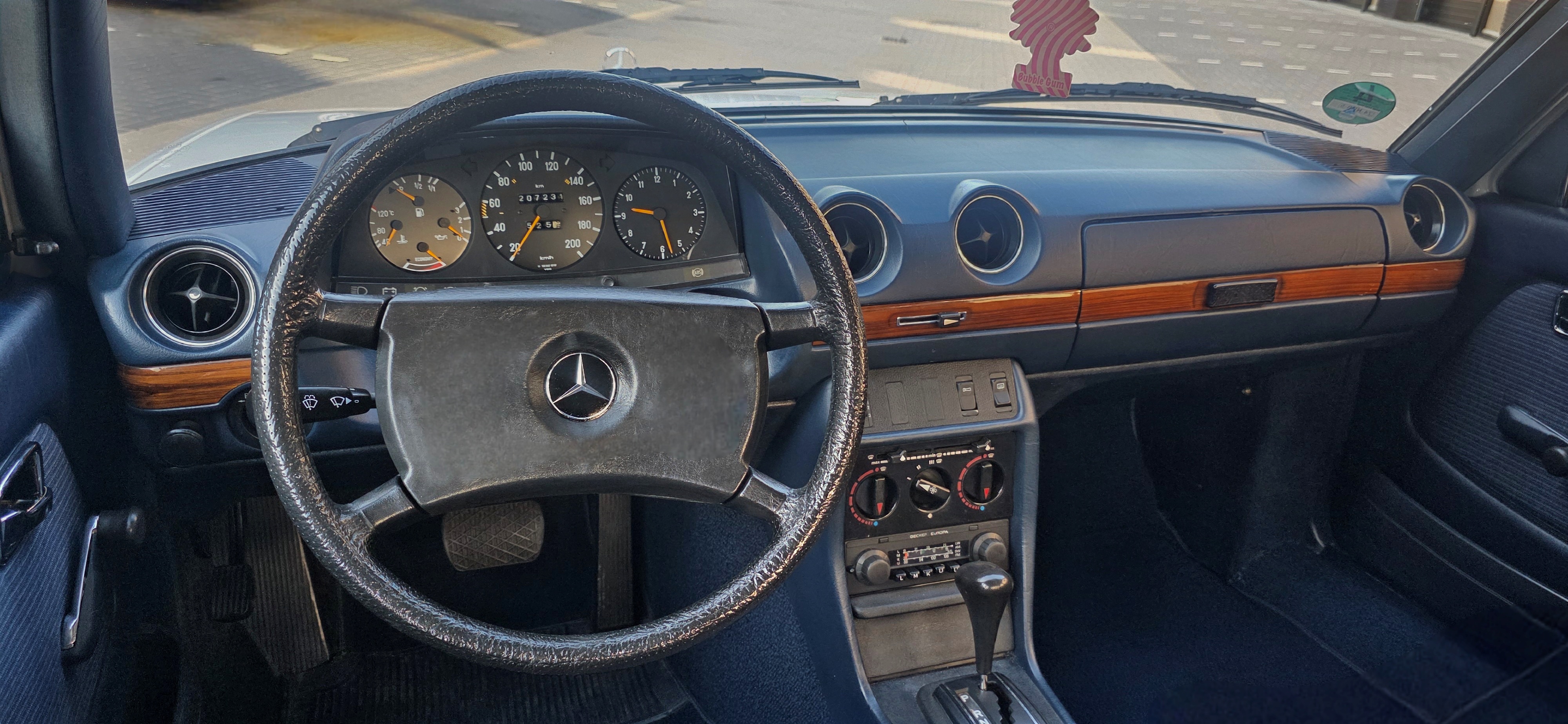 1983 Mercedes W123 oldtimer te koop