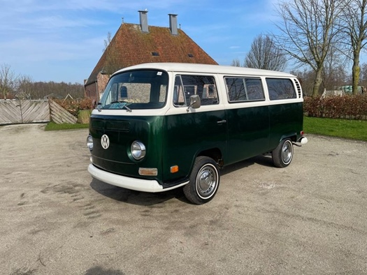 1971 Volkswagen T2a De Luxe Baywindow oldtimer te koop
