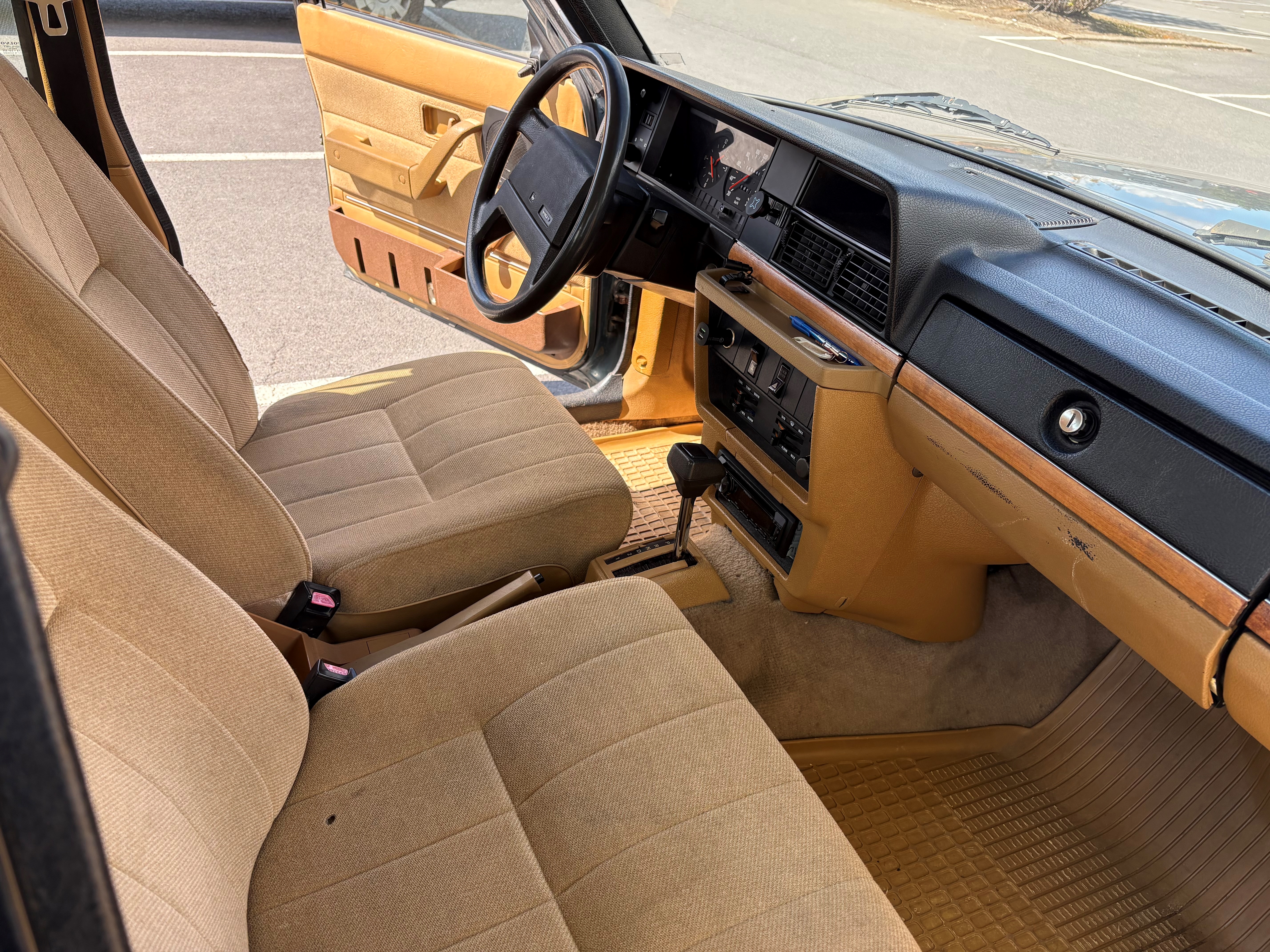 1989 Volvo 240 gl oldtimer te koop