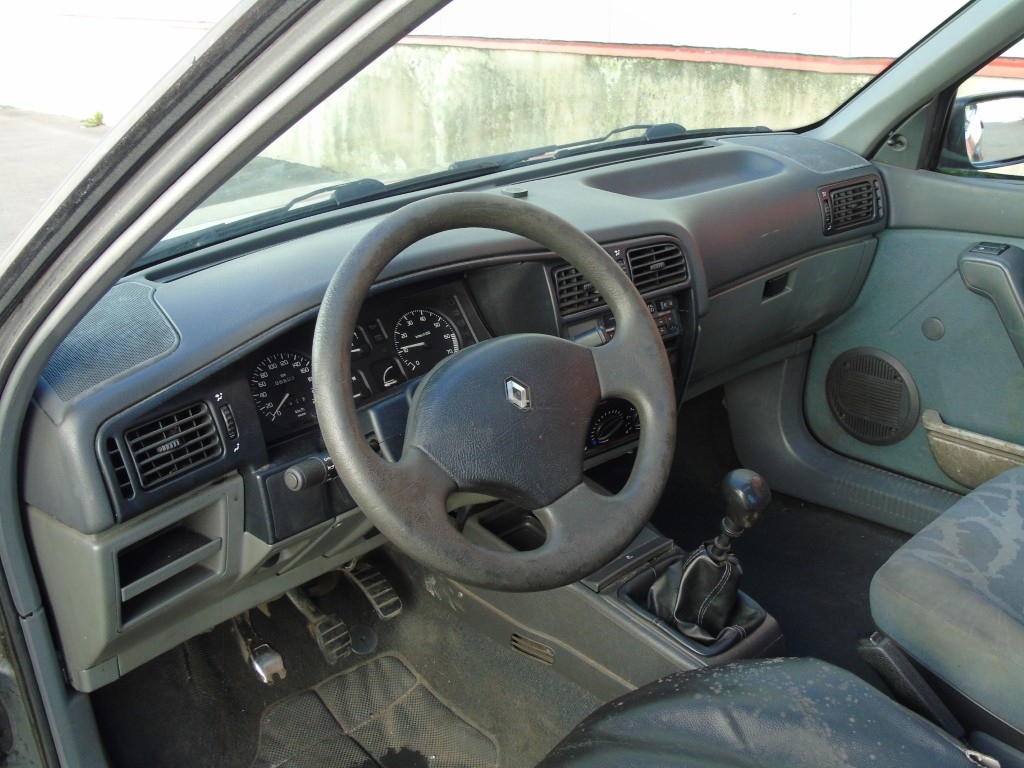 1994 Renault 19 Sedan Chamade oldtimer te koop