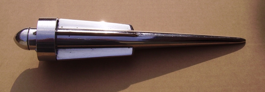 Studebaker motorkap embleem 1949-53 te koop