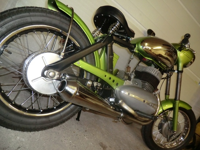 1957 Jawa 350 cc twin oldtimer motorfiets te koop