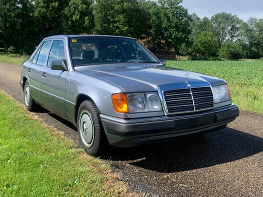 1992 Mercedes 250 Diesel oldtimer te koop