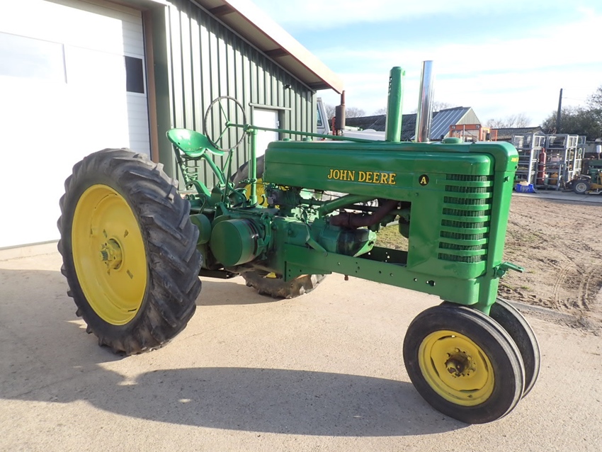 1941 John Deere A Styled hand start oldtimer tractor te koop