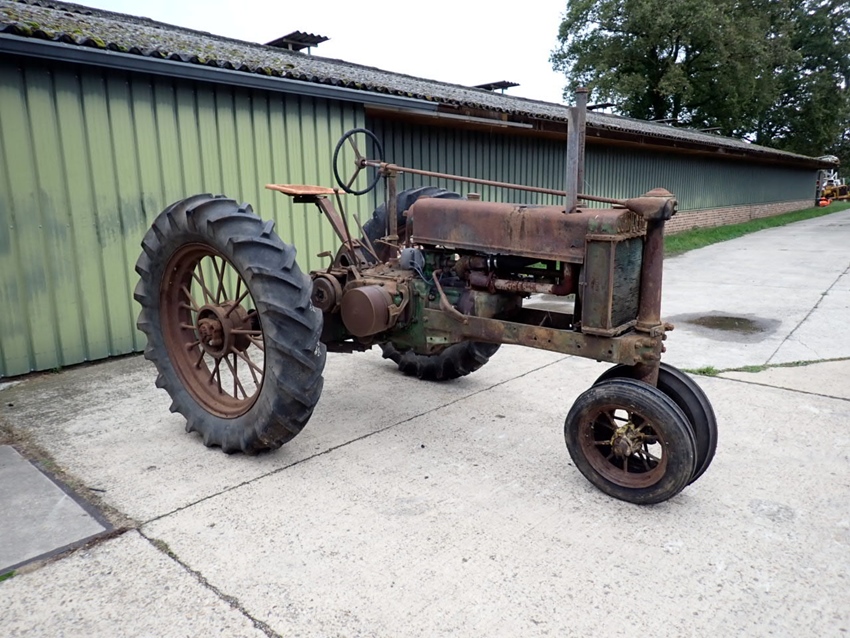1937 John Deere B Unstyled oldtimer tractor te koop