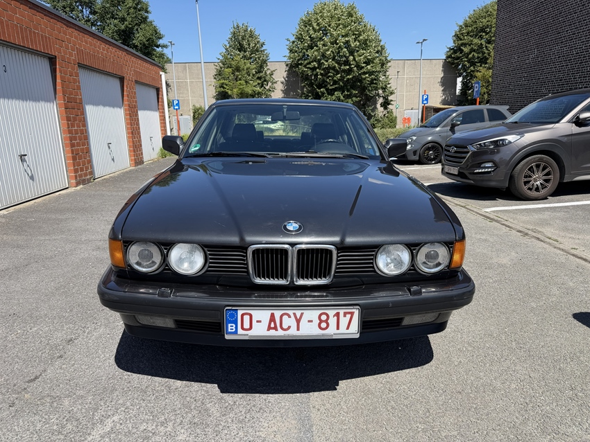 1990 BMW 735 il oldtimer te koop