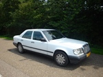 1986 Mercedes W124 oldtimer te koop