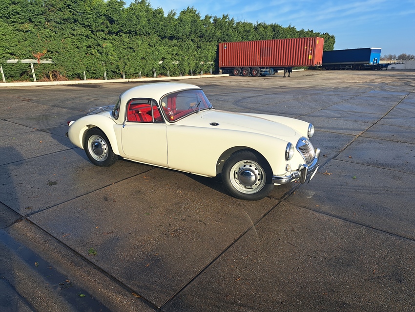 1957 MG A 1500 Coupe oldtimer te koop