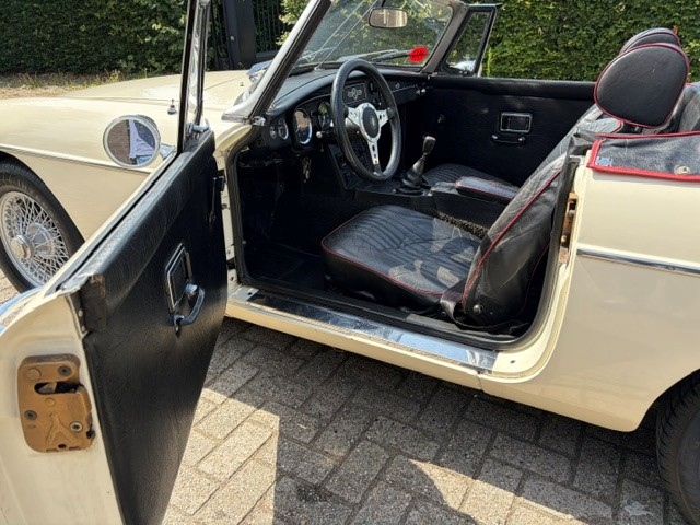 1971 MG B Roadster oldtimer te koop