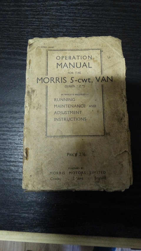Operational manual Morris te koop