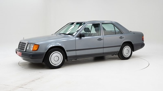 1988 Mercedes 230E oldtimer te koop