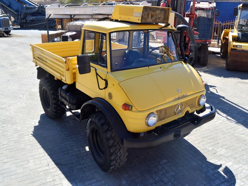1975 Mercedes Unimog oldtimer vrachtwagen te koop