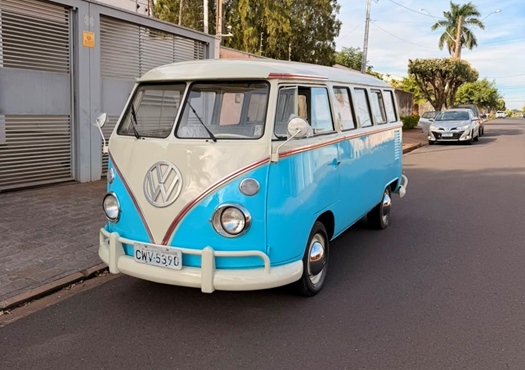 1974 Volkswagen T1 split window bus oldtimer te koop