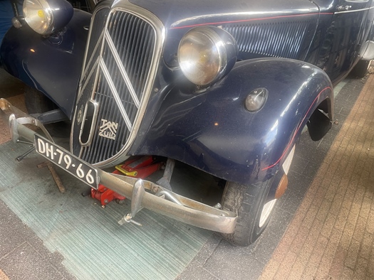 1956 Citroën Traction Avant 11D commercial oldtimer te koop