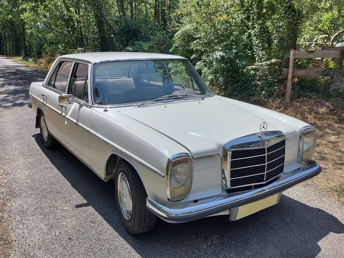 1972 Mercedes 220D oldtimer te koop