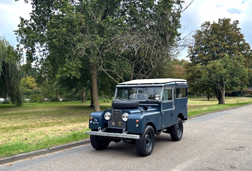 1958 Land Rover 88 Stationwagon LHD oldtimer te koop