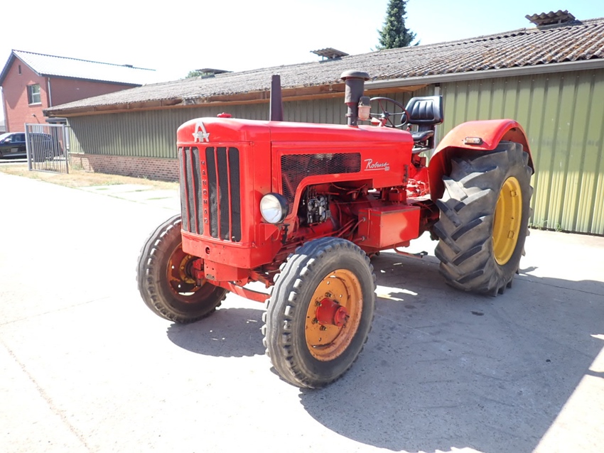 1964 Hanomag Robust 800 oldtimer tractor te koop