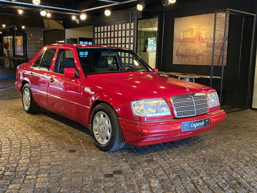 1994 Mercedes E-Klasse oldtimer te koop