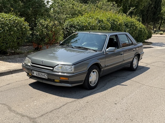 1990 Renault 25 oldtimer te koop