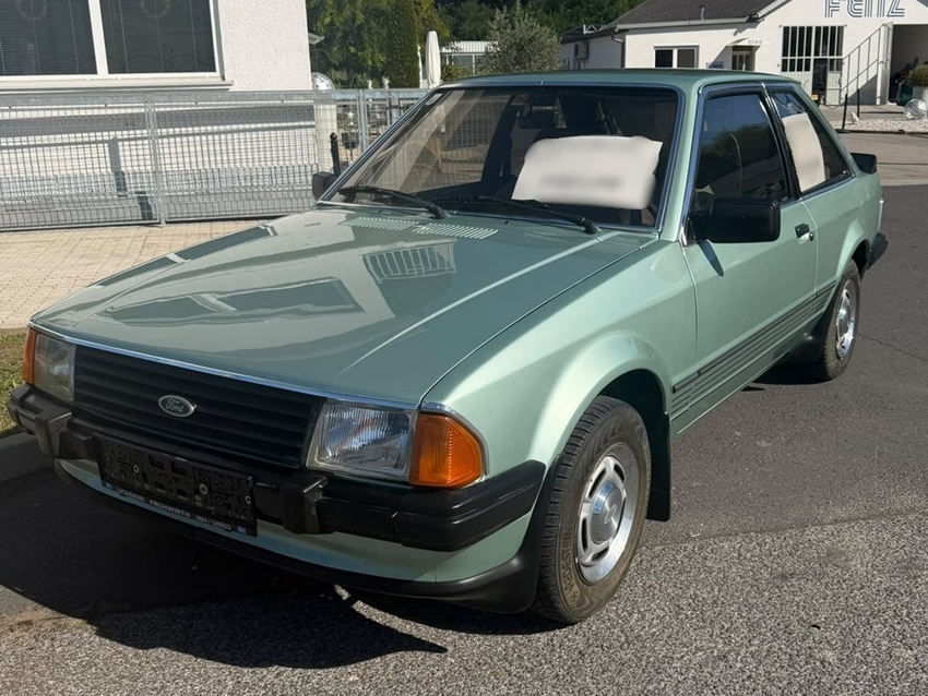 1982 Ford Escort oldtimer te koop