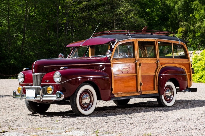 1941 Ford Super De Luxe Station Wagon oldtimer te koop