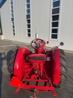 1950 McCormick W4 oldtimer tractor te koop