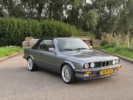 1989 BMW 320i Cabriolet oldtimer te koop