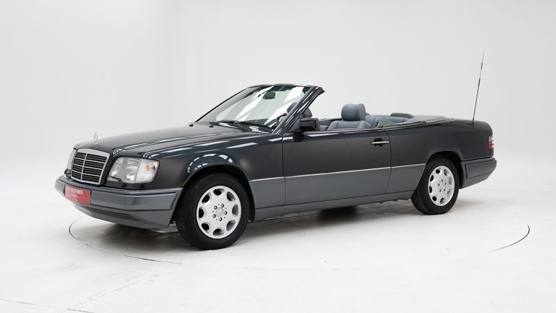 1994 Mercedes E 220 Cabriolet oldtimer te koop