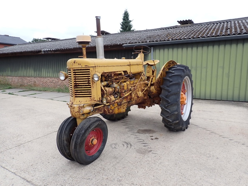 1955 Minneapolis-Moline UB Diesel oldtimer tractor te koop