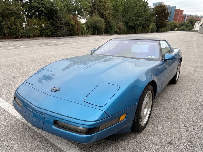 1991 Chevrolet Corvette ZR1 V8 LT5 signed by Dave McLellan oldtimer te koop