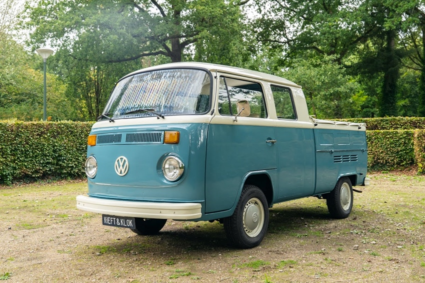 1974 Volkswagen T2B oldtimer te koop