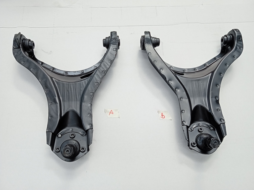Front lower suspension arms Lancia Gamma Coupè te koop